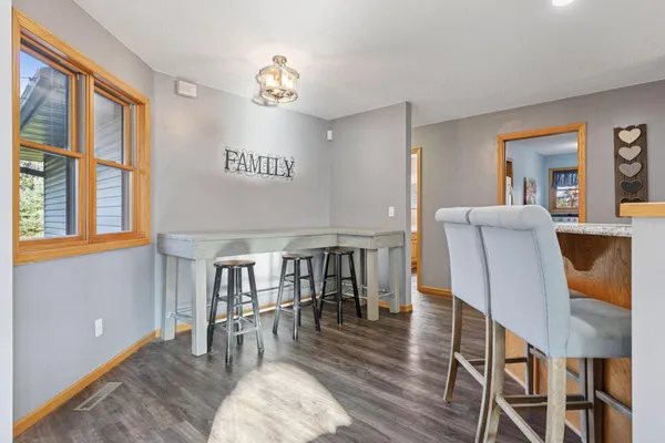 $709,000 | 582 Country Oaks Lane, River Falls, WI 54022