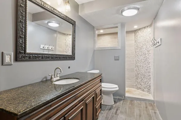 $709,000 | 582 Country Oaks Lane, River Falls, WI 54022