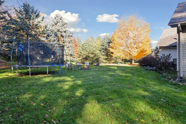 $709,000 | 582 Country Oaks Lane, River Falls, WI 54022