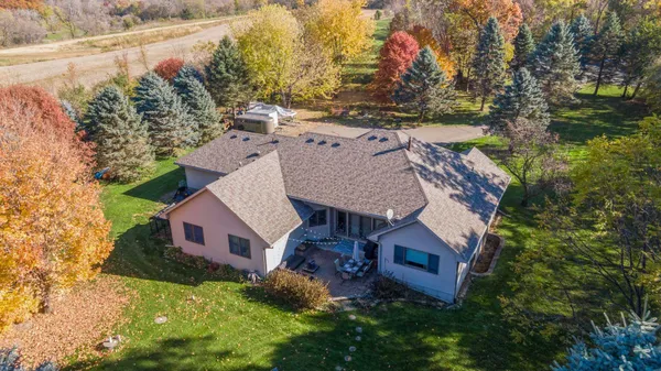 $709,000 | 582 Country Oaks Lane, River Falls, WI 54022