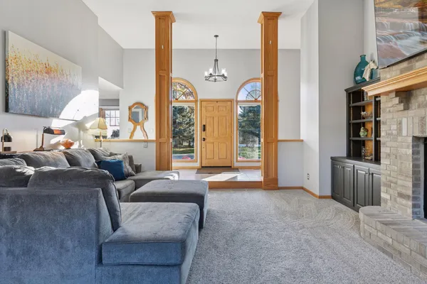 $709,000 | 582 Country Oaks Lane, River Falls, WI 54022