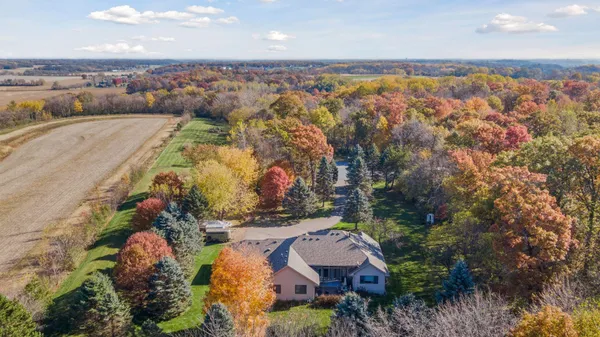 $709,000 | 582 Country Oaks Lane, River Falls, WI 54022