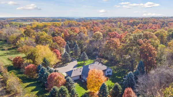 $709,000 | 582 Country Oaks Lane, River Falls, WI 54022