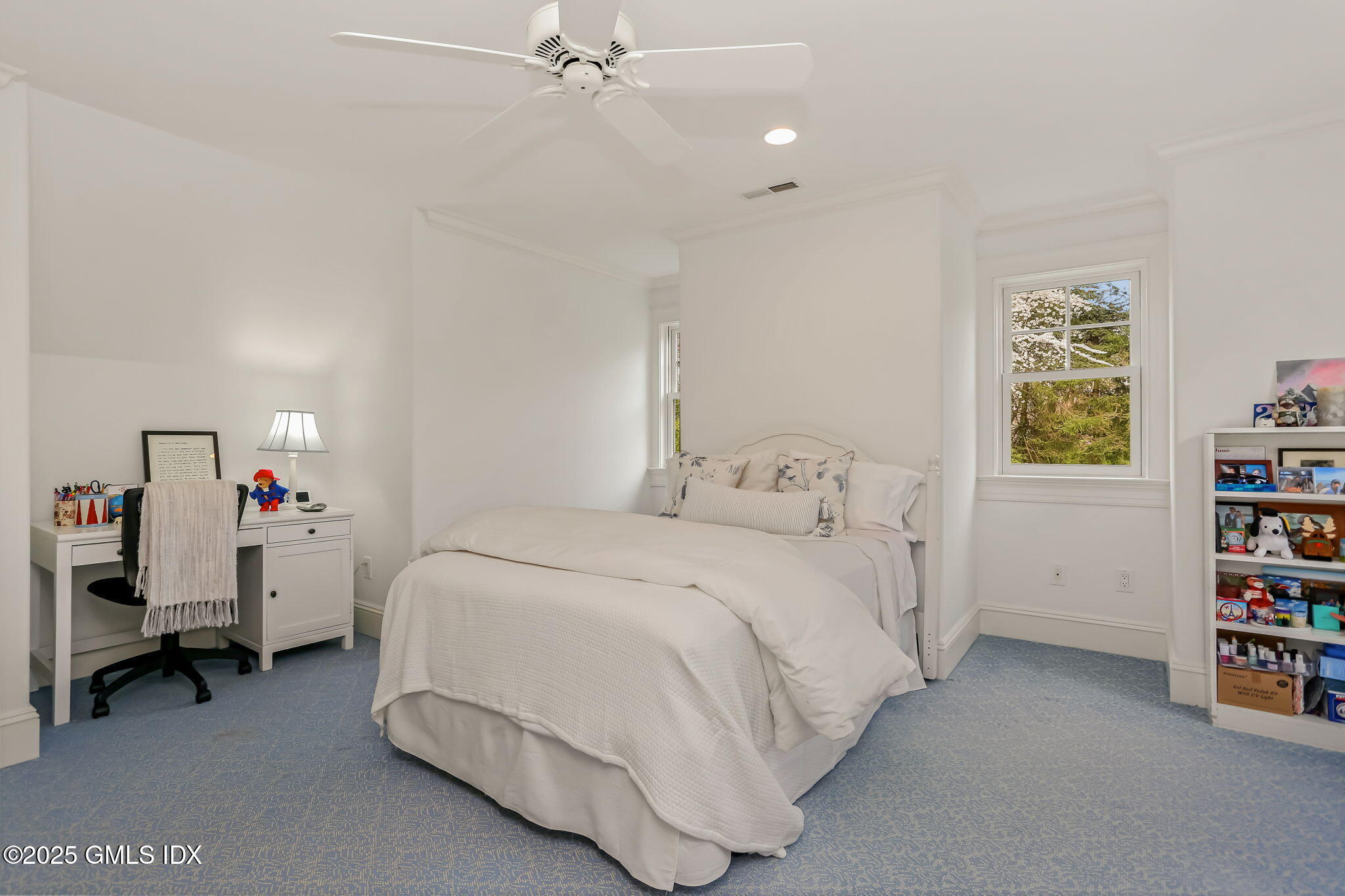 10 Francine Drive Greenwich, CT 06830 - Photo 34 of 59 65-web-or-mls-10-francine-dr