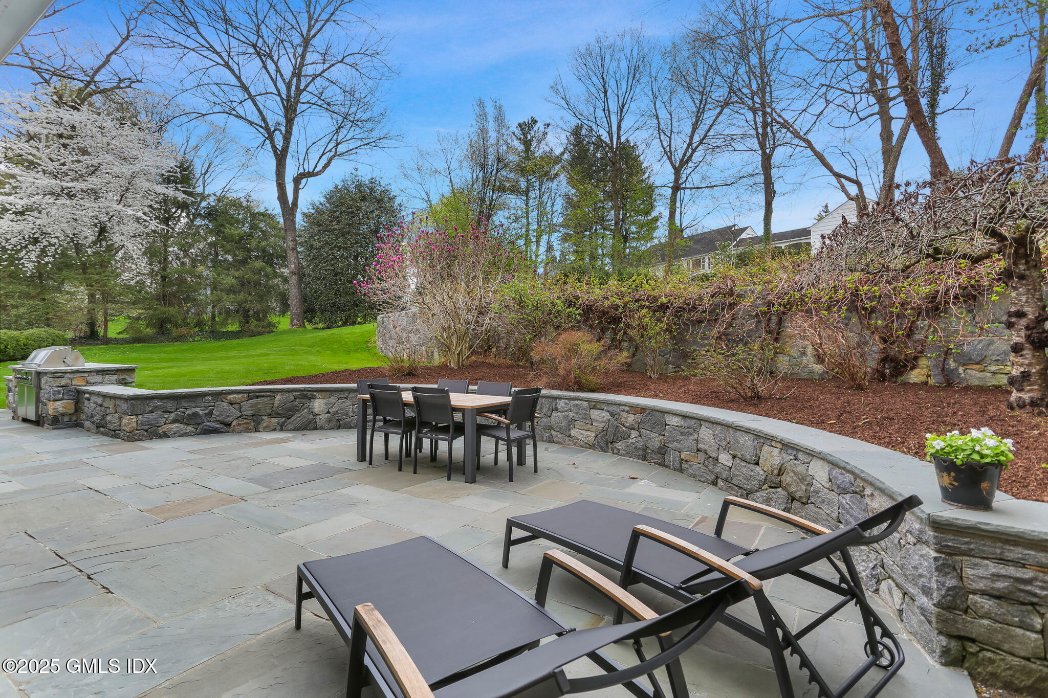 10 Francine Drive Greenwich, CT 06830 - Photo 46 of 59 83-web-or-mls-10-francine-dr
