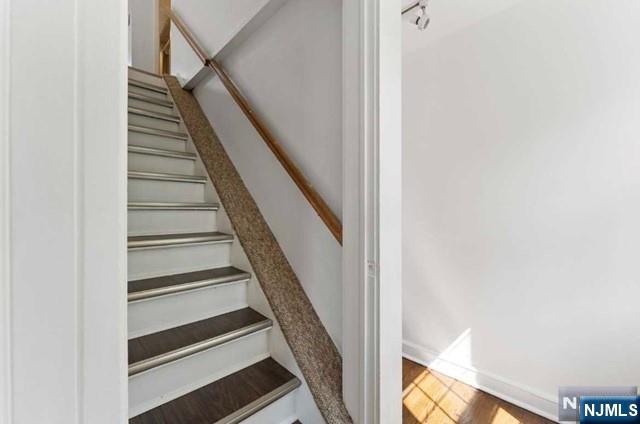 409 Tappan Road, Unit 2 Norwood, NJ 07648 - Photo 10 of 14