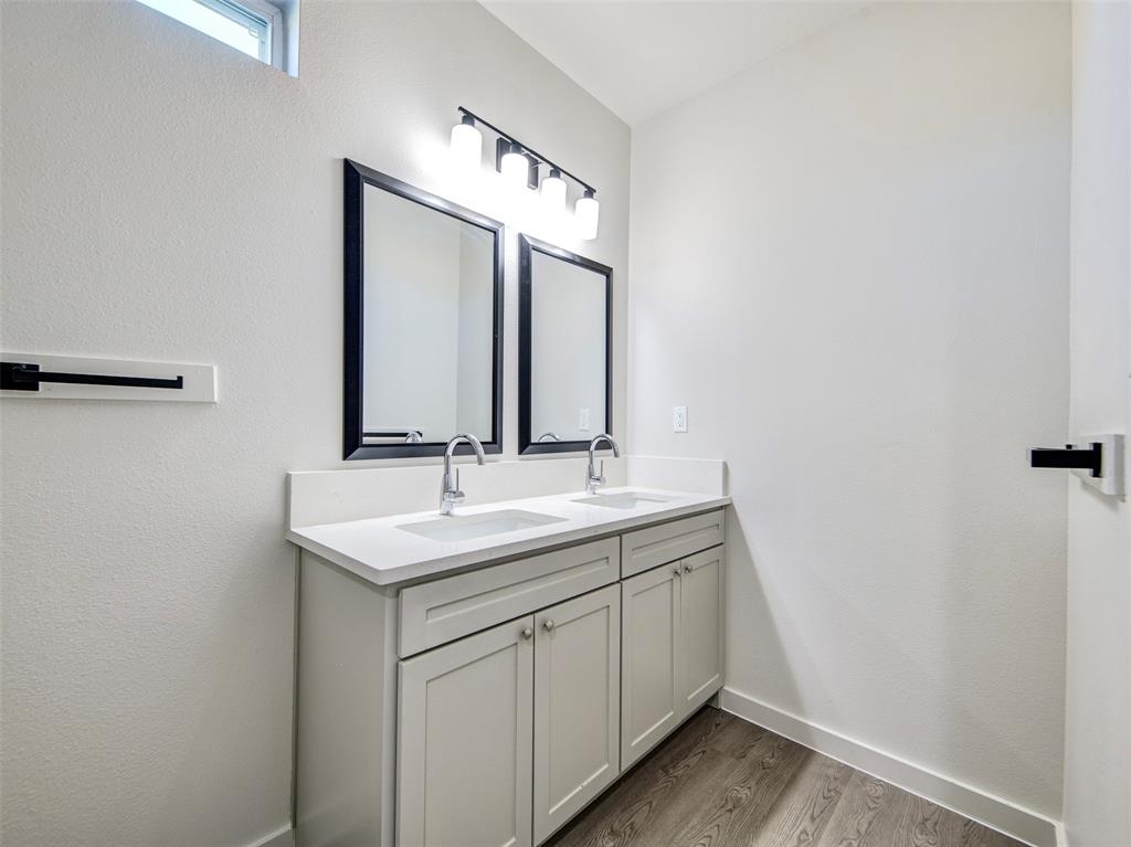 170 Half Moon Way Runaway Bay, TX 76426 - Photo 14 of 29