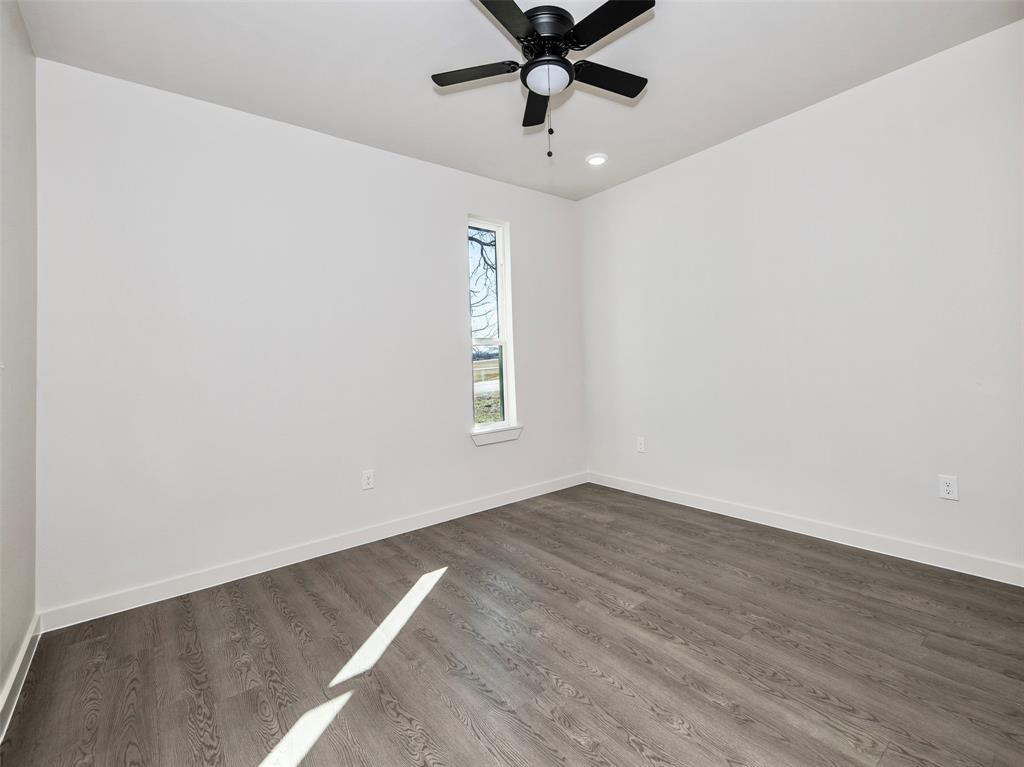 170 Half Moon Way Runaway Bay, TX 76426 - Photo 21 of 29