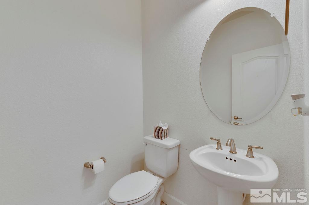 9715 Quartette Drive Reno, NV 89521 - Photo 7 of 33 Photo 7
