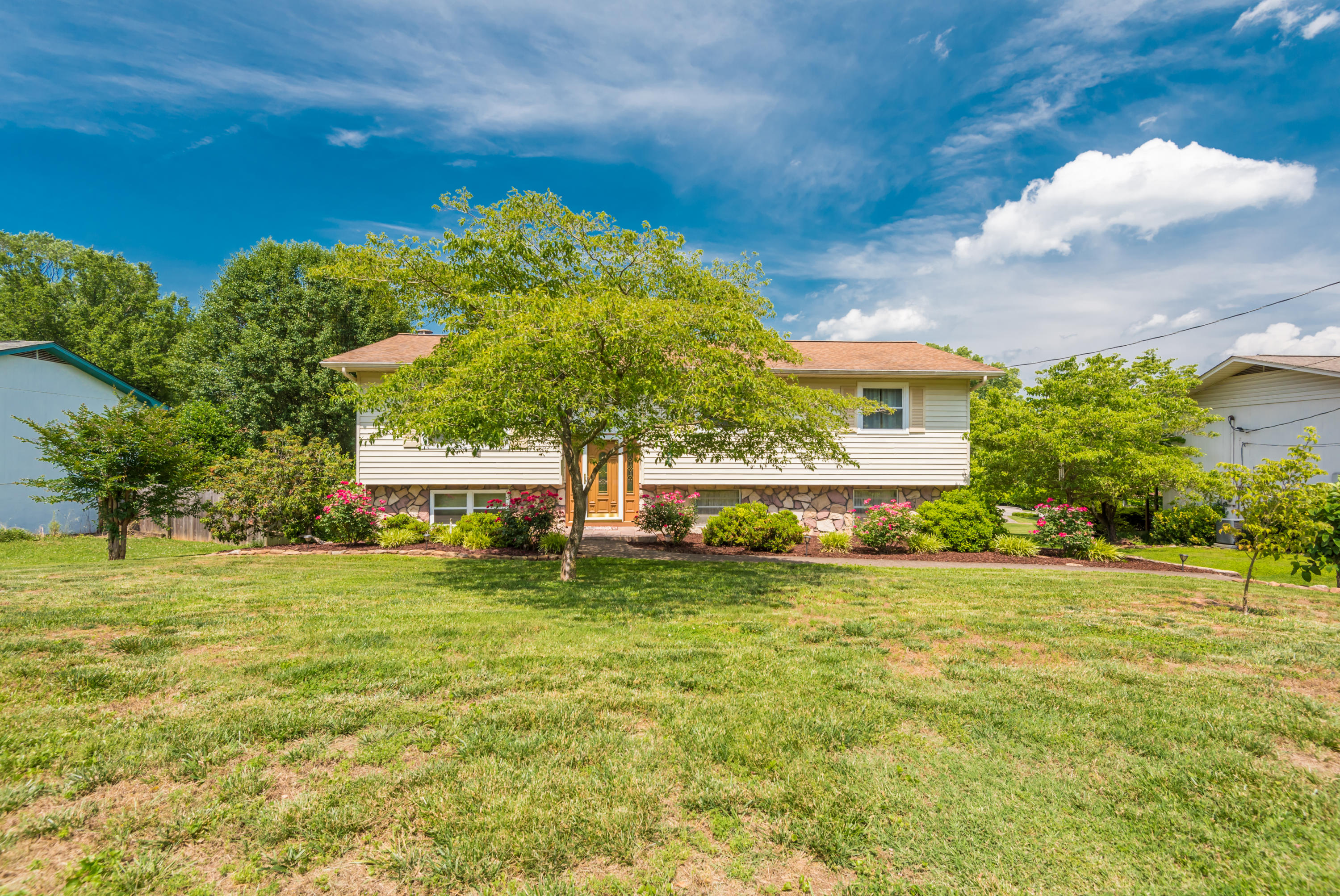 7708 Windsong Road Powell, TN 37849 - Photo 1 of 27 7708WindsongRd-2