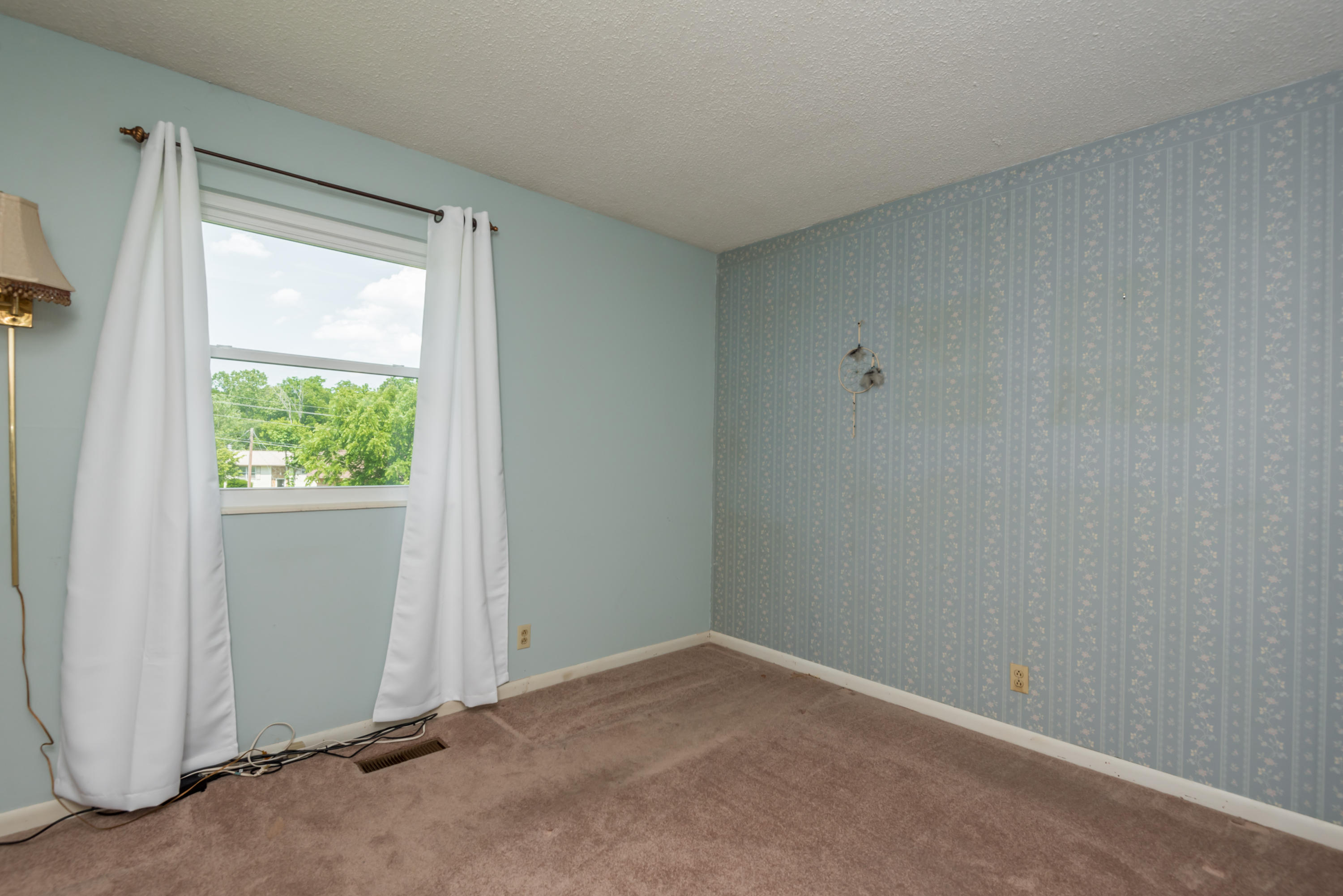 7708 Windsong Road Powell, TN 37849 - Photo 25 of 27 7708WindsongRd-16