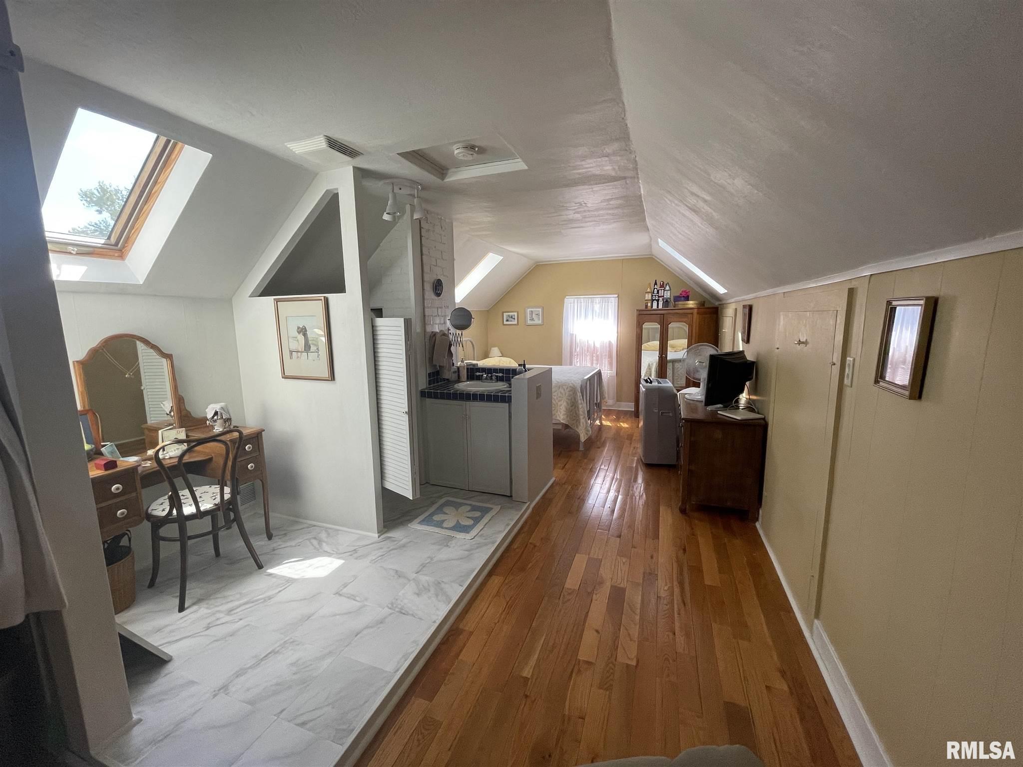 601 Ridge Street Washington, IL 61571 - Photo 13 of 26 Gallery Image 13