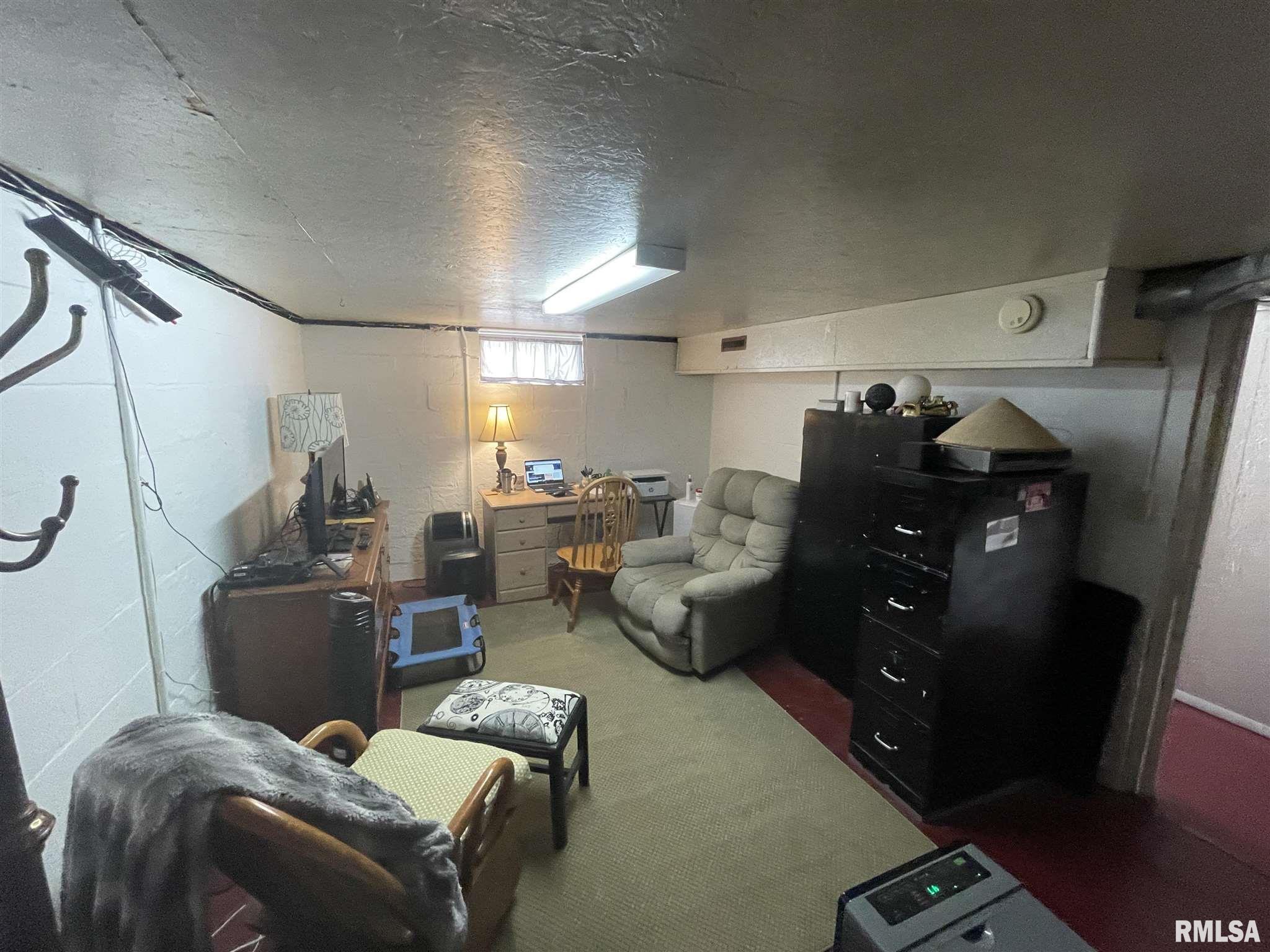 601 Ridge Street Washington, IL 61571 - Photo 17 of 26 Gallery Image 17