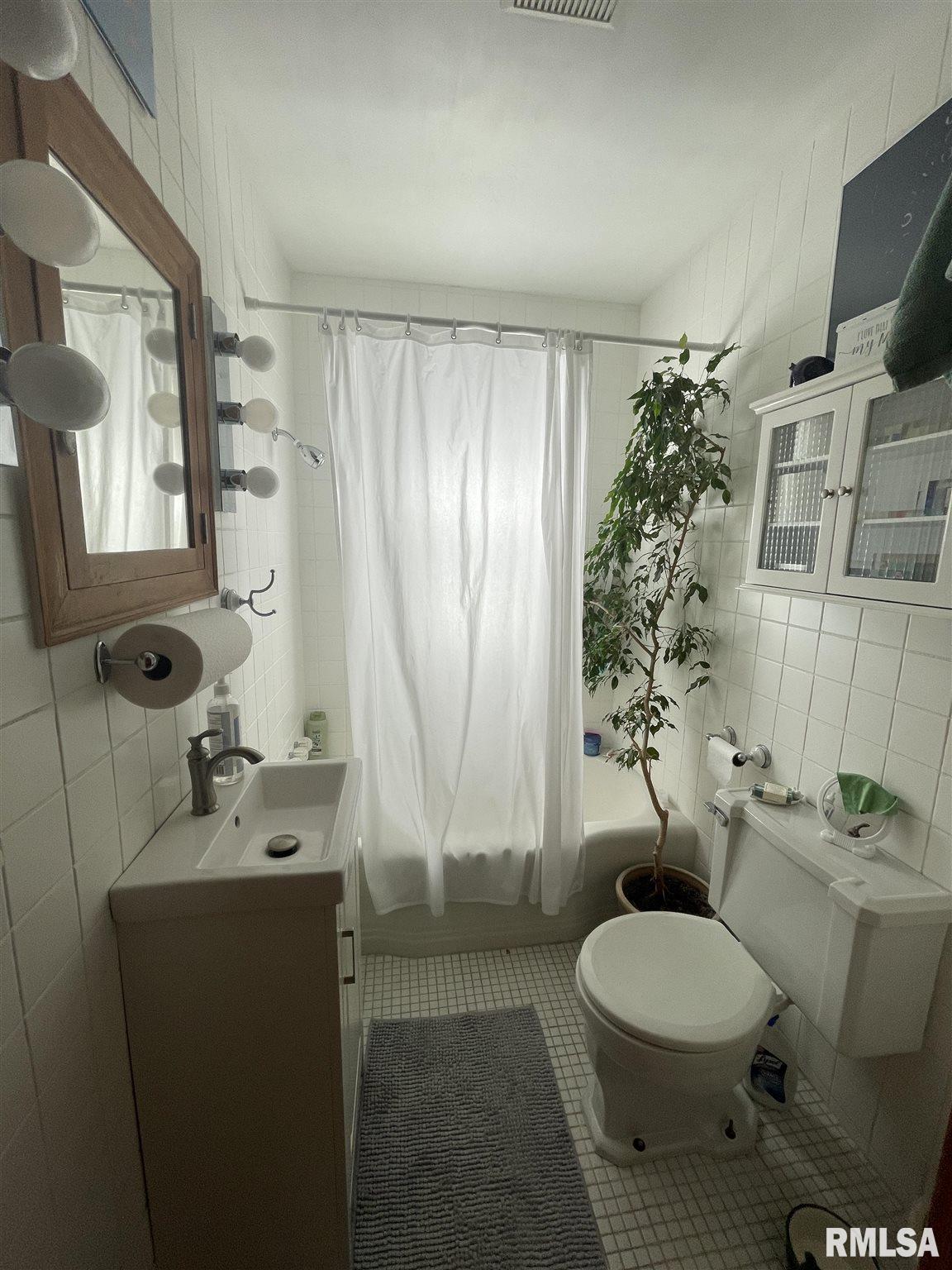 601 Ridge Street Washington, IL 61571 - Photo 10 of 26 Gallery Image 10