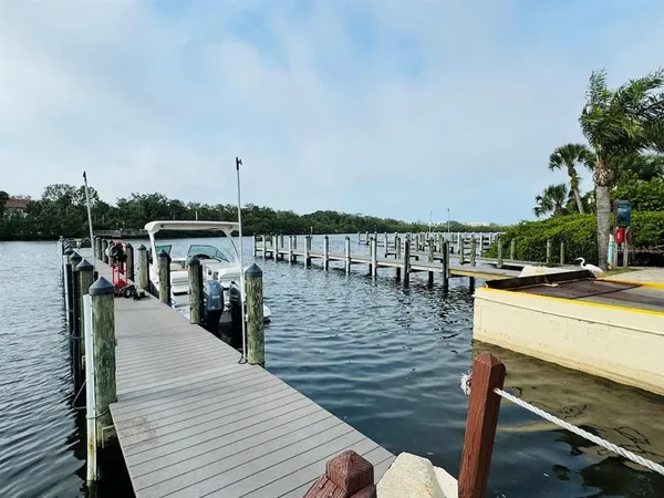 $169,000 | 1780 Phillippi Shores Drive, Unit F144, Sarasota, FL 34231