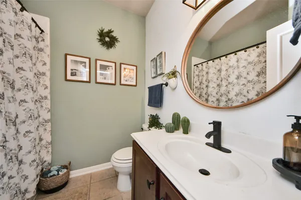 $1,799 | 1107 Starflower Lane, Baytown, TX 77521