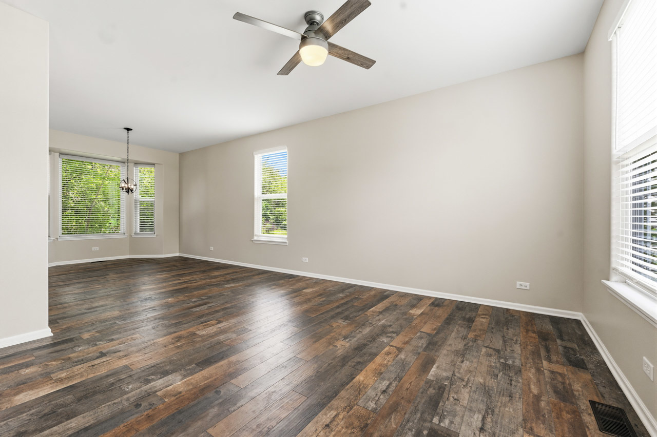 32804 Bending Creek Road Lakemoor, IL 60051 - Photo 4 of 46