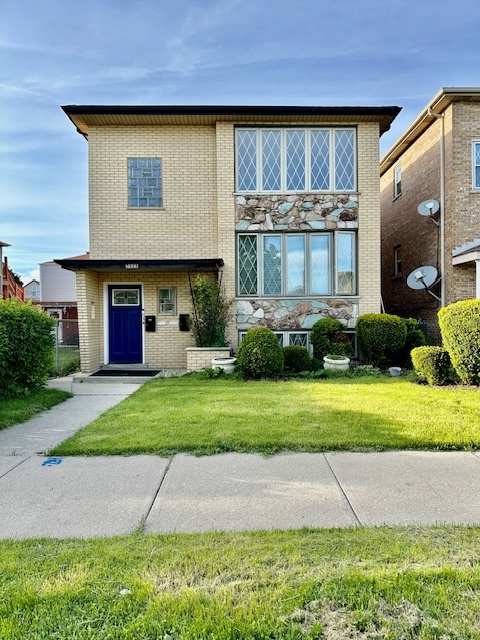 5626 West 64th St Unit 2  