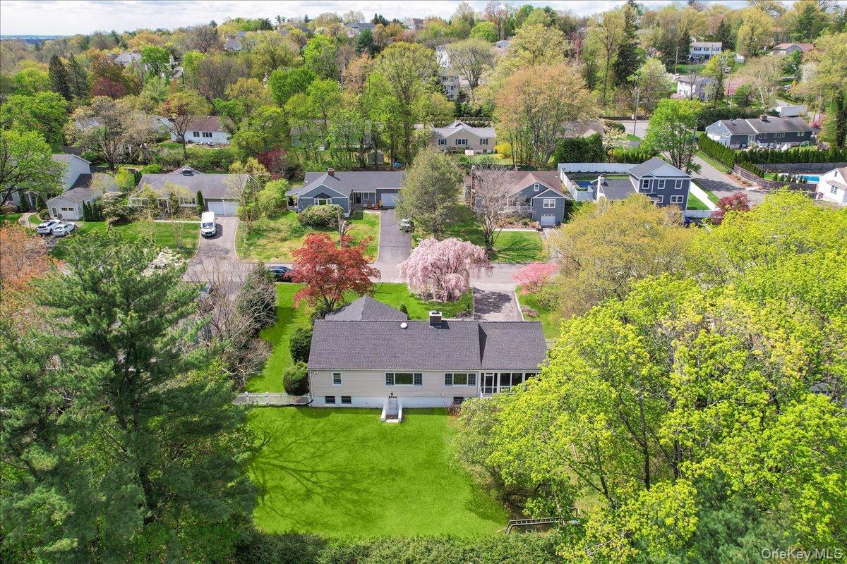 17 Rock Ridge Drive Rye Brook, NY 10573 - Photo 6 of 37