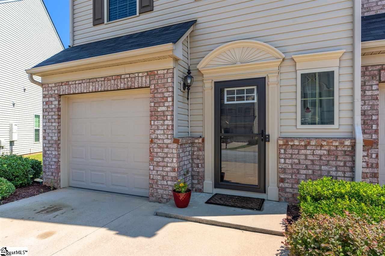 409 Christiane Way Greenville, SC 29607 - Photo 4 of 28 Gallery Image 4