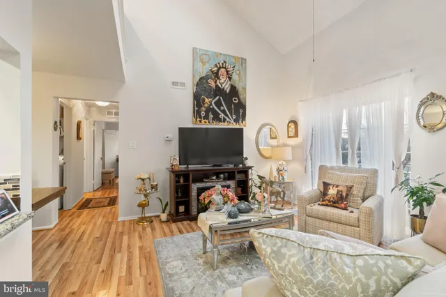 $298,100 | 1302 Aberdeen Lane, Blackwood, NJ 08012