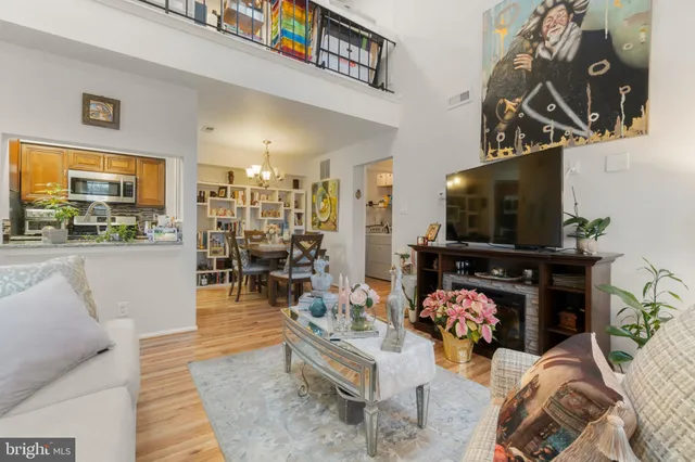 $298,100 | 1302 Aberdeen Lane, Blackwood, NJ 08012