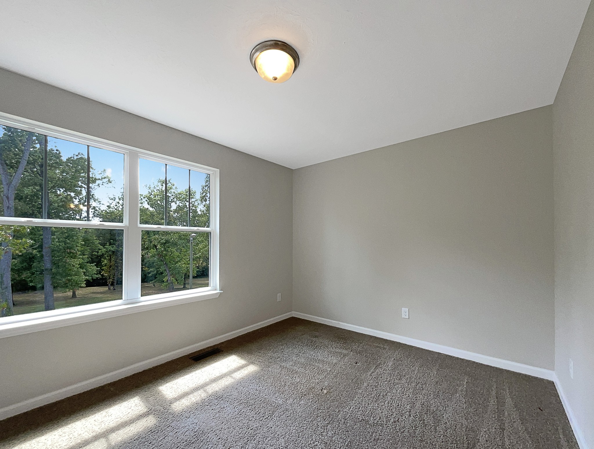 1382 Rural Hill Road, Unit 364 Antioch, TN 37013 - Photo 15 of 22 a view of an empty room with a window