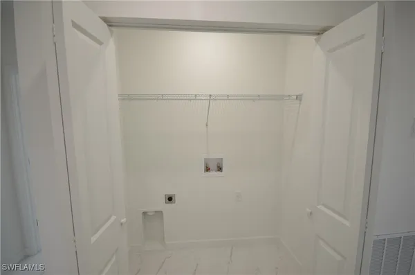 $329,500 | 2188 Barker Boulevard, Fort Myers, FL 33916