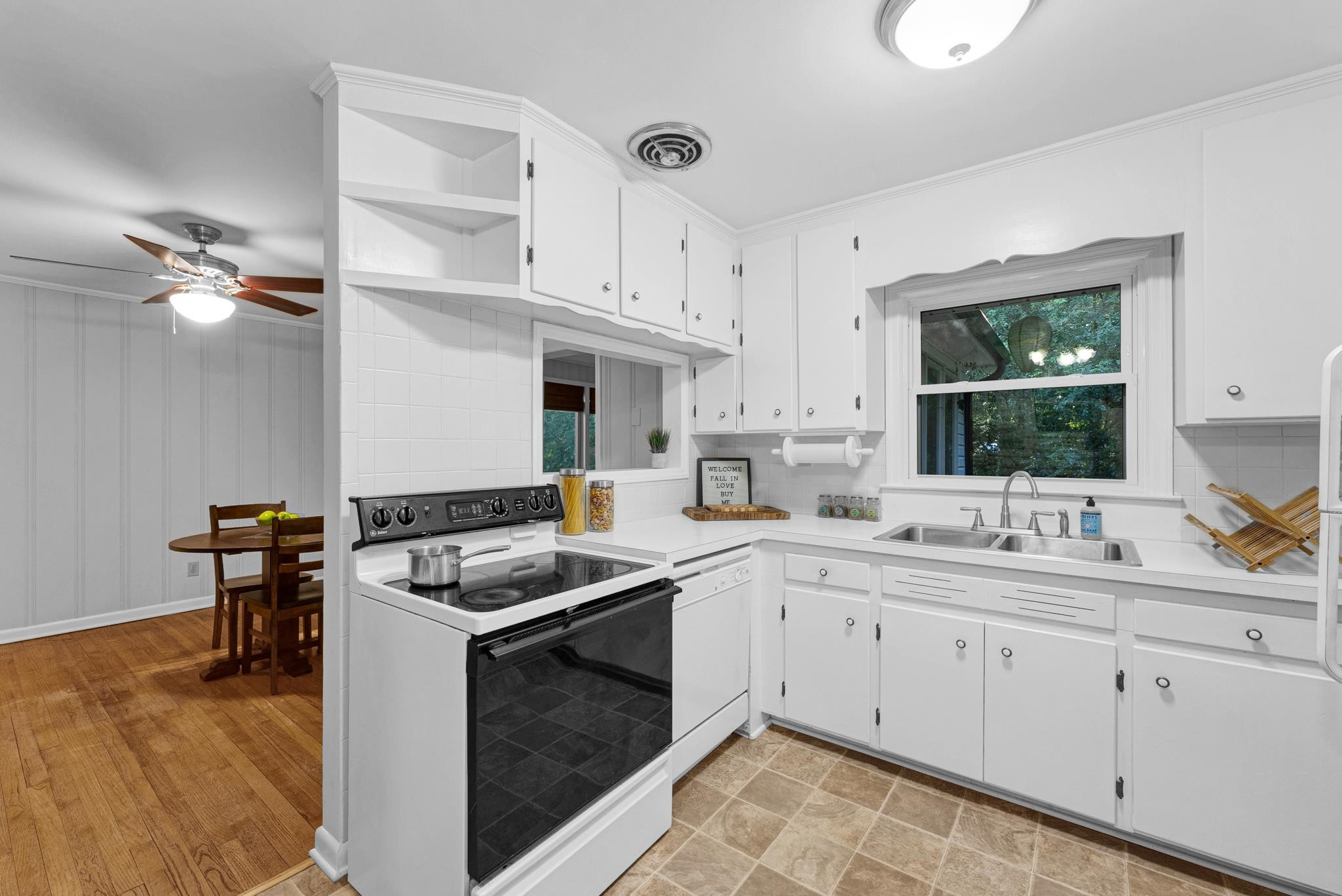 3422 Baugh Street Raleigh, NC 27604 - Photo 4 of 28 Photo 4