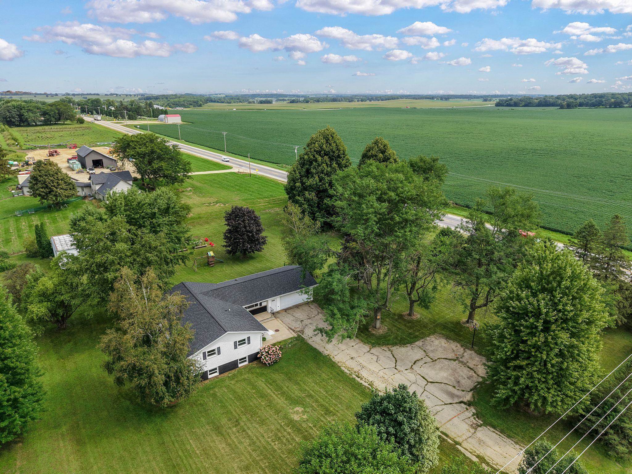 W6510 Kampen Road Arlington, WI 53911 - Photo 52 of 60 Gallery Image 52