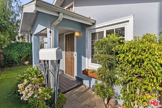 $5,499 | 1537 Cabrillo Avenue, Venice, CA 90291