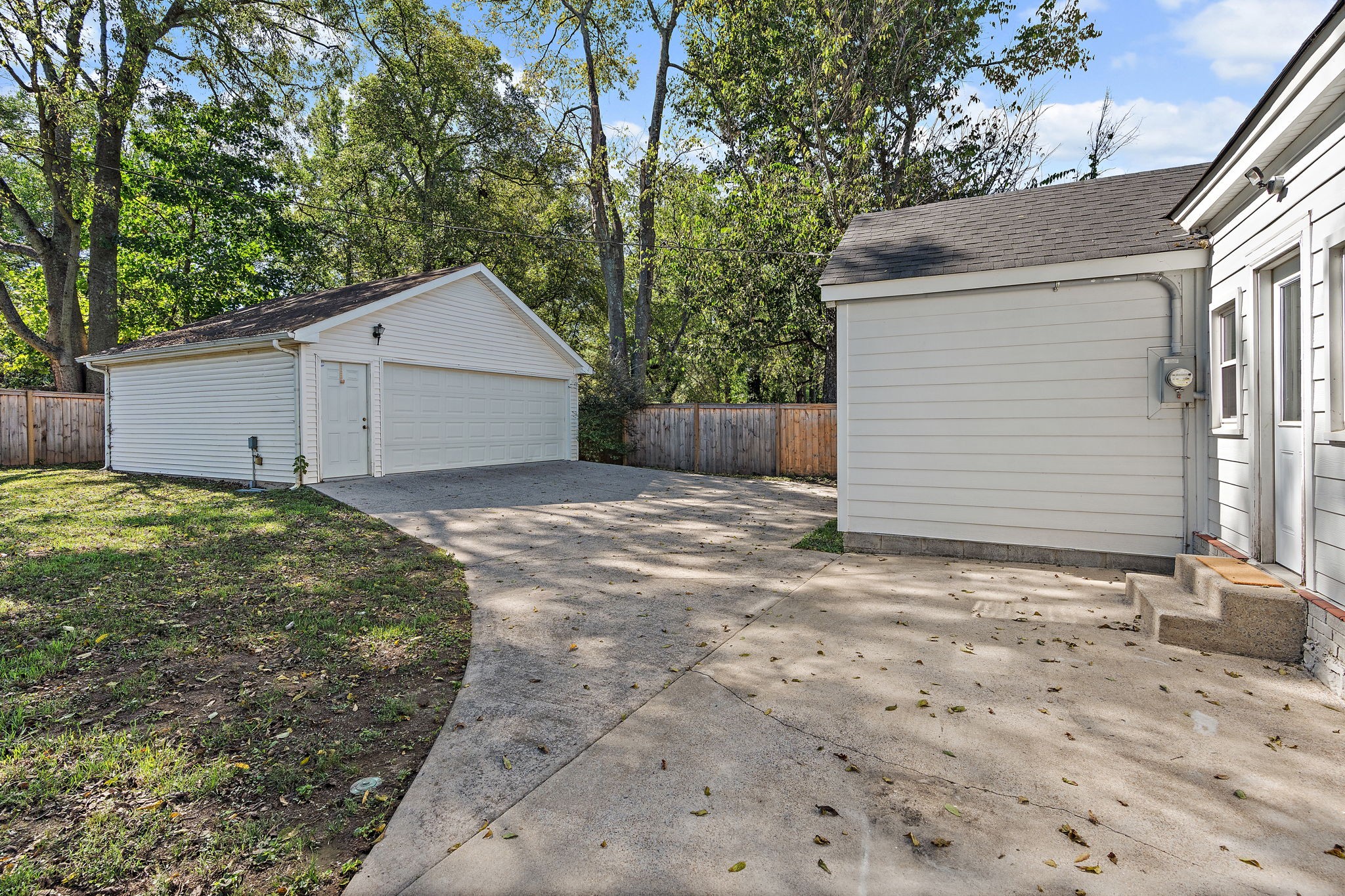 1058 Gwynn Drive Nashville, TN 37216 - Photo 29 of 36 a view of a house with a yard