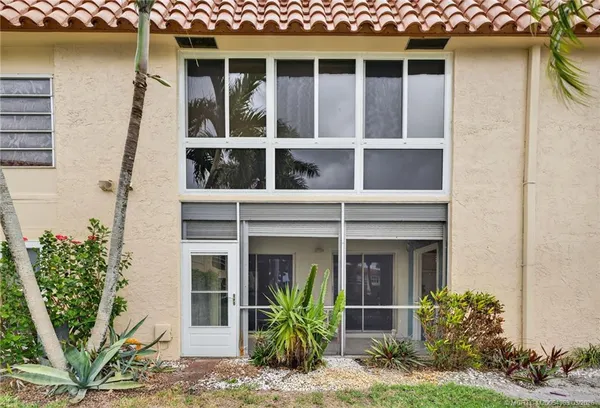$190,000 | 2600 South Kanner Highway, Unit A5, Stuart, FL 34994
