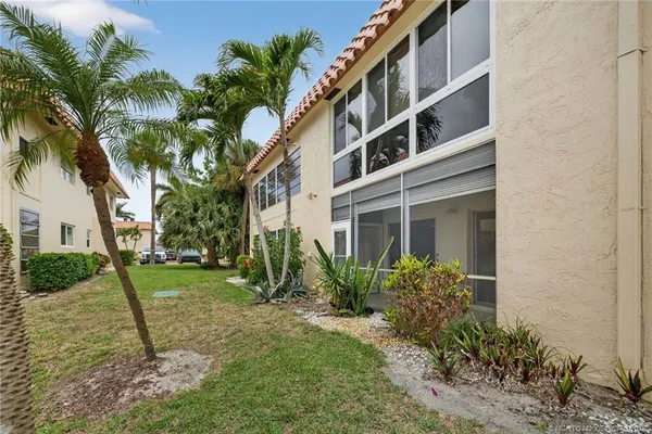 $190,000 | 2600 South Kanner Highway, Unit A5, Stuart, FL 34994