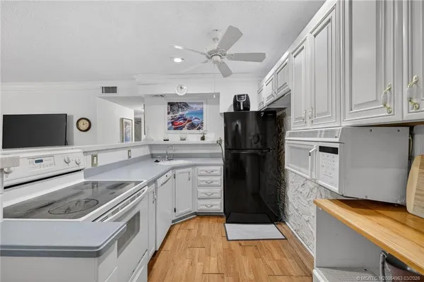 $190,000 | 2600 South Kanner Highway, Unit A5, Stuart, FL 34994