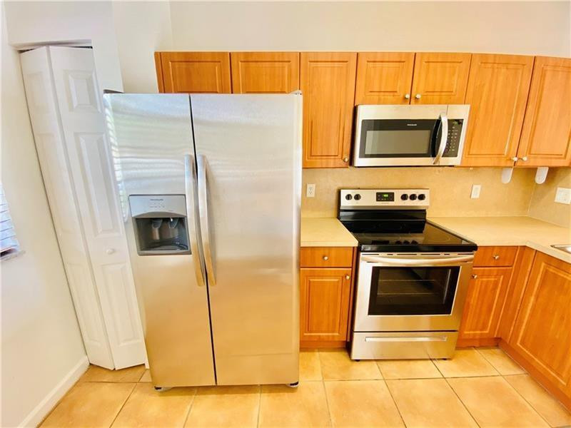 5933 Riverside Avenue, Unit 5933 Tamarac, FL 33321 - Photo 2 of 13 Photo 2