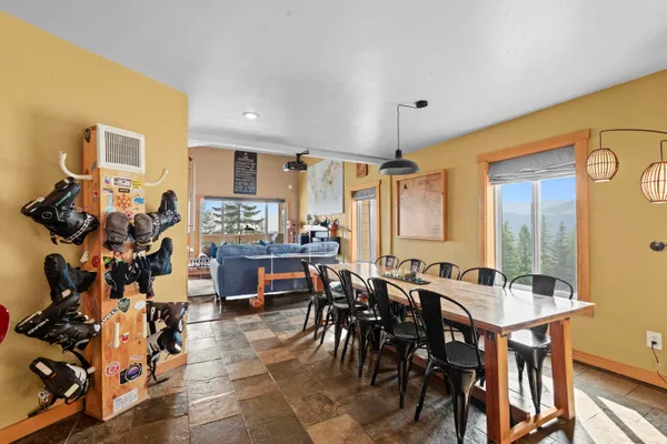 $399,000 | 28600 North Mt Spokane Park Drive, Unit 511, Mead, WA 99021