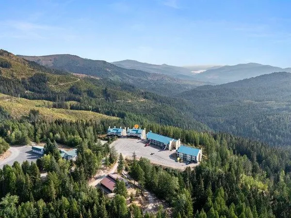 $399,000 | 28600 North Mt Spokane Park Drive, Unit 511, Mead, WA 99021