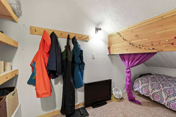 $399,000 | 28600 North Mt Spokane Park Drive, Unit 511, Mead, WA 99021