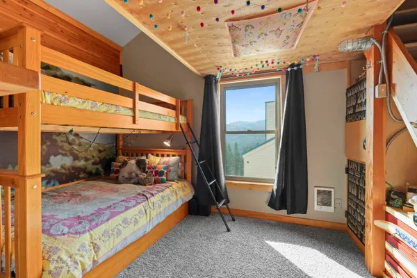 $399,000 | 28600 North Mt Spokane Park Drive, Unit 511, Mead, WA 99021