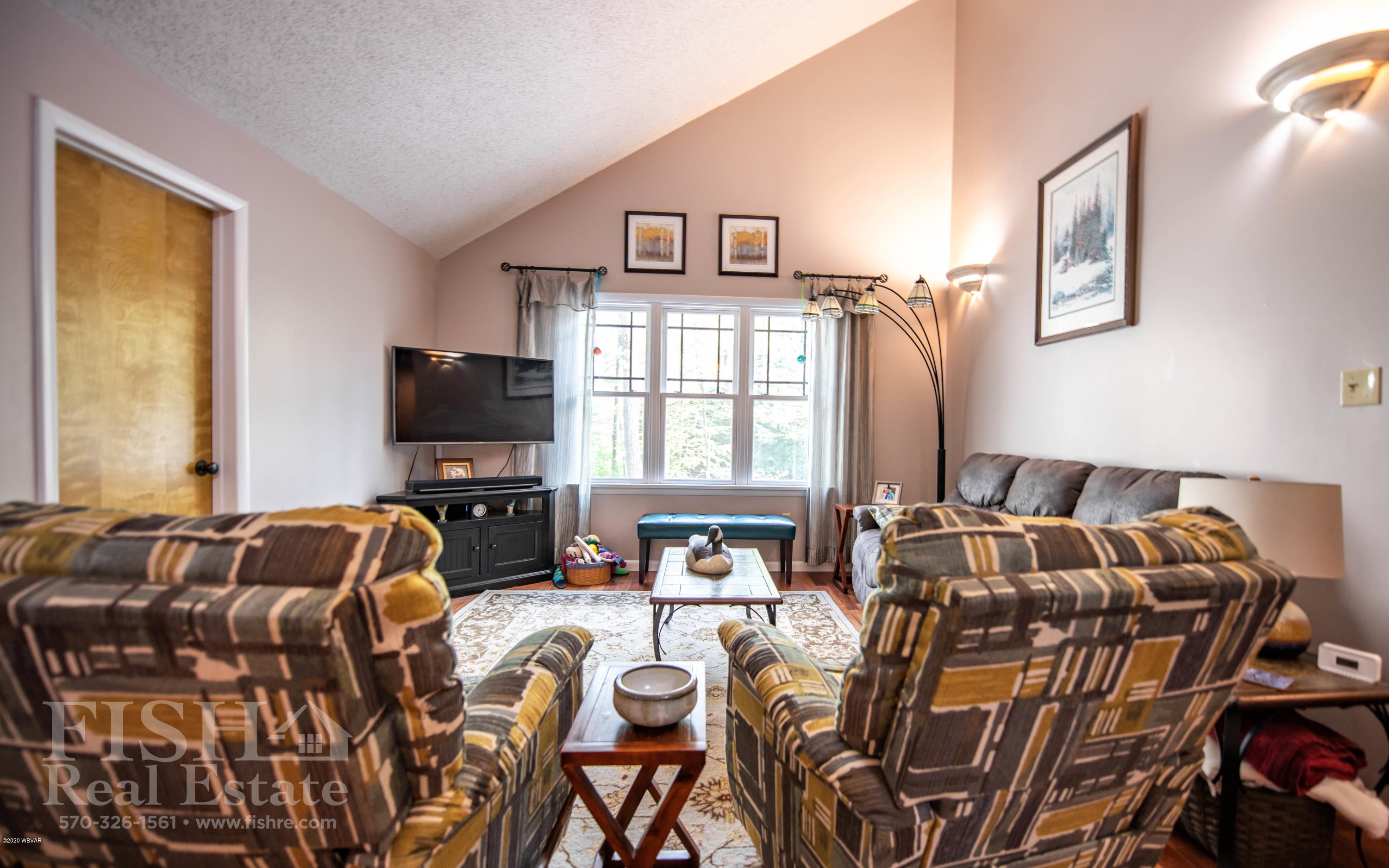1654 Graham Road Williamsport, PA 17701 - Photo 19 of 35 Family Room
