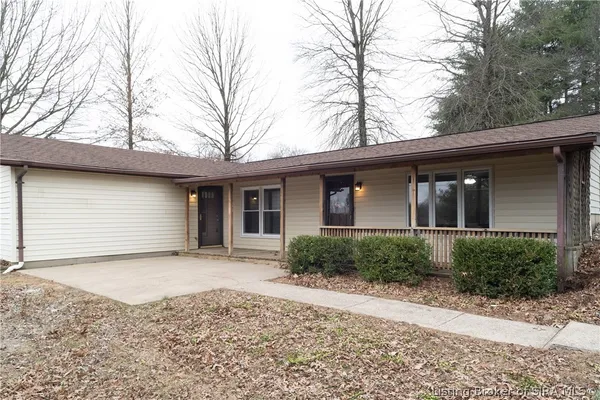 $374,900 | 3074 Alonzo Smith Road, Georgetown, IN 47122
