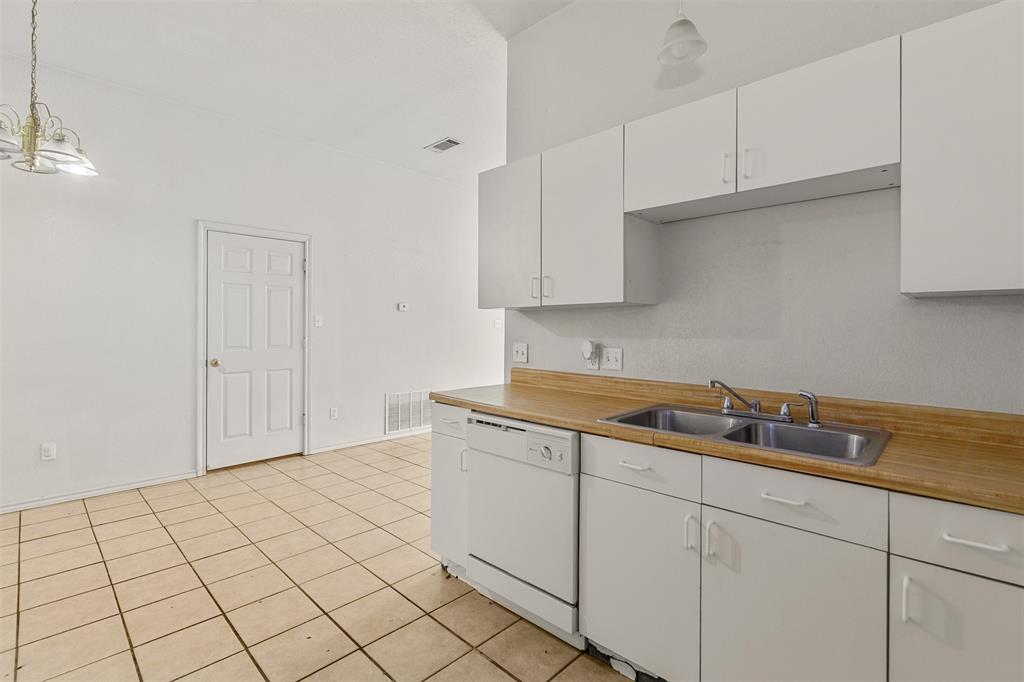 210 Joshua Boulevard, Unit 210 Joshua, TX 76058 - Photo 13 of 22