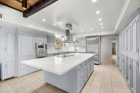 $4,100,000 | 6900 North Highlands Drive, Paradise Valley, AZ 85253