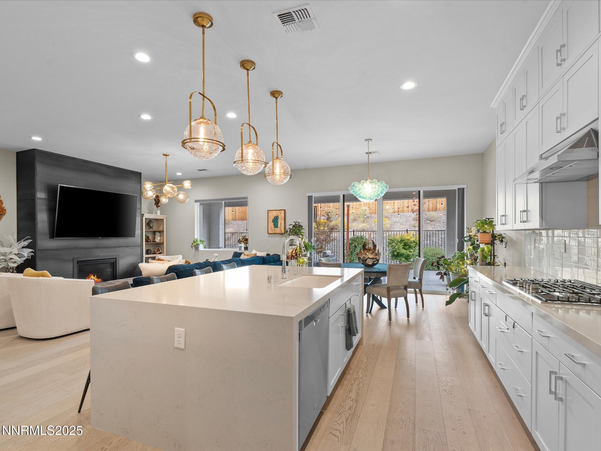 15026 Iron River Drive Reno, NV 89521 - Photo 6 of 26 14-15026 Iron River Dr-113