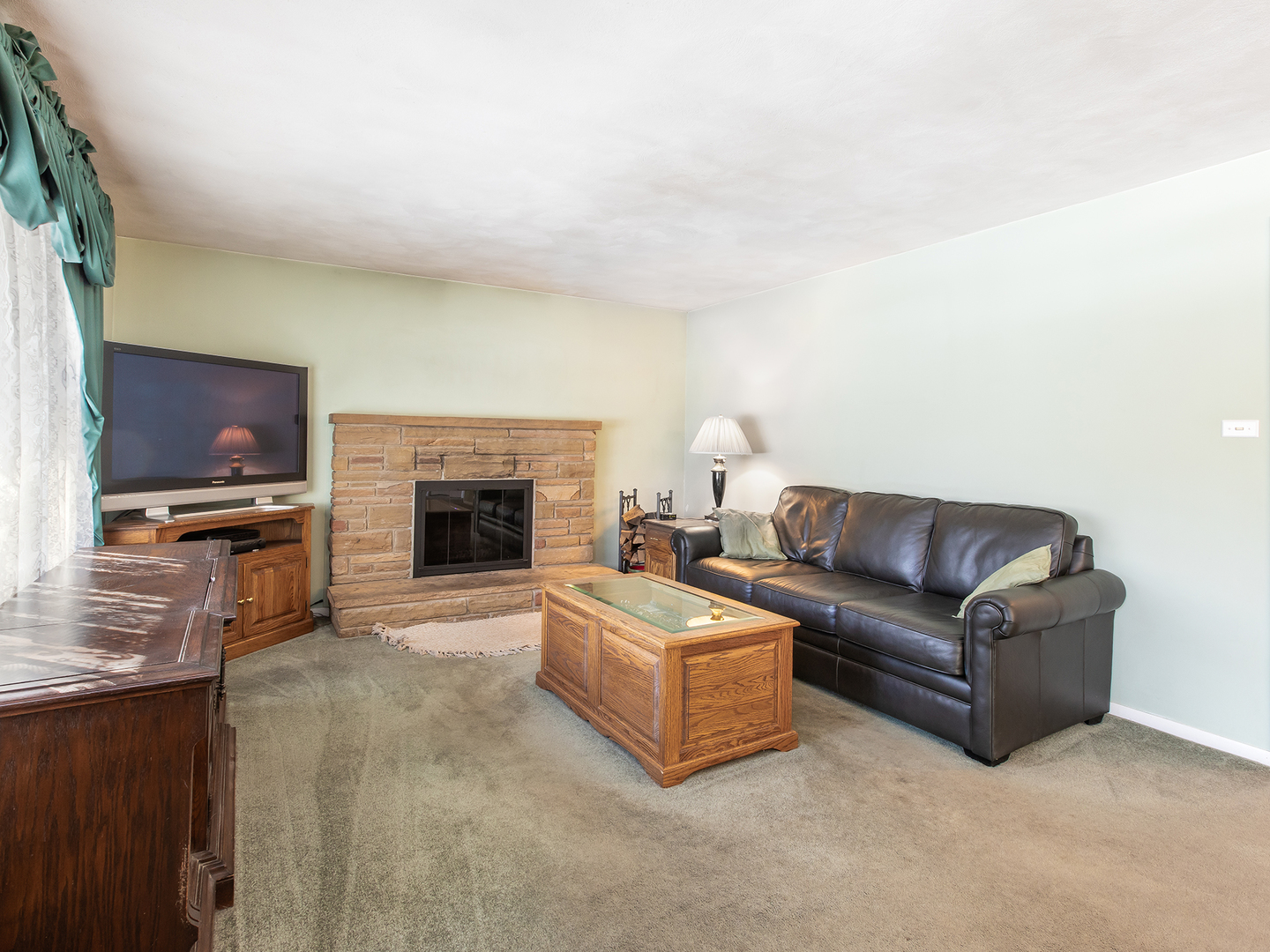 S264 Church Street Winfield, IL 60190 - Photo 3 of 17