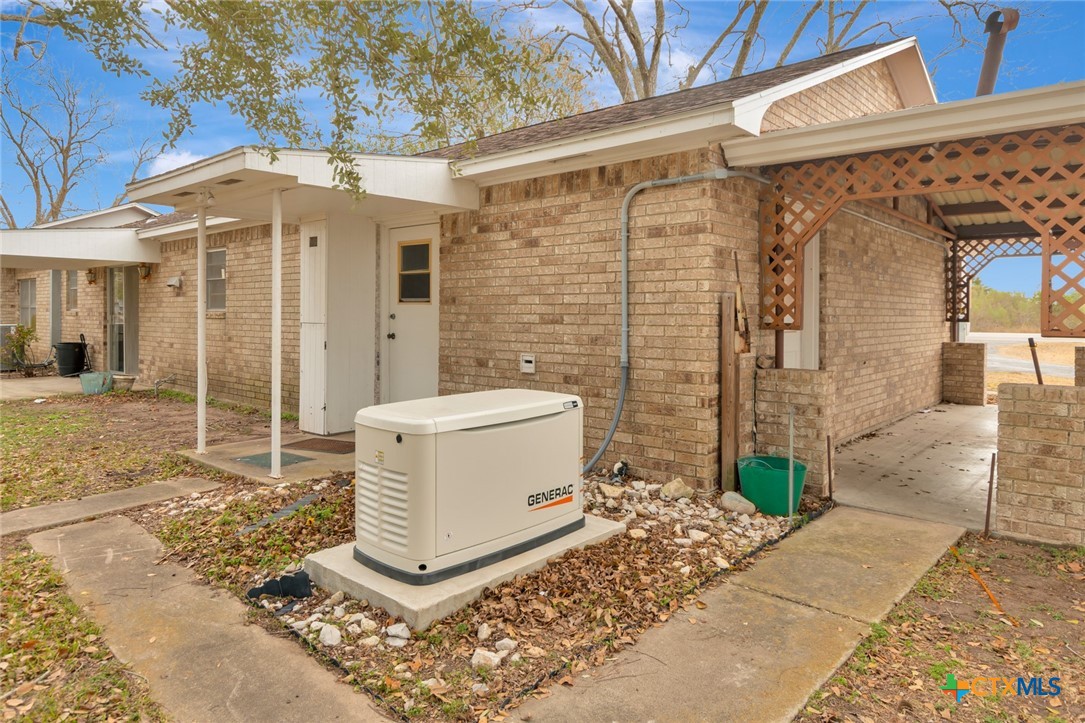 1840 Loop 522 Ganado, TX 77962 - Photo 42 of 48 a view of a small white house