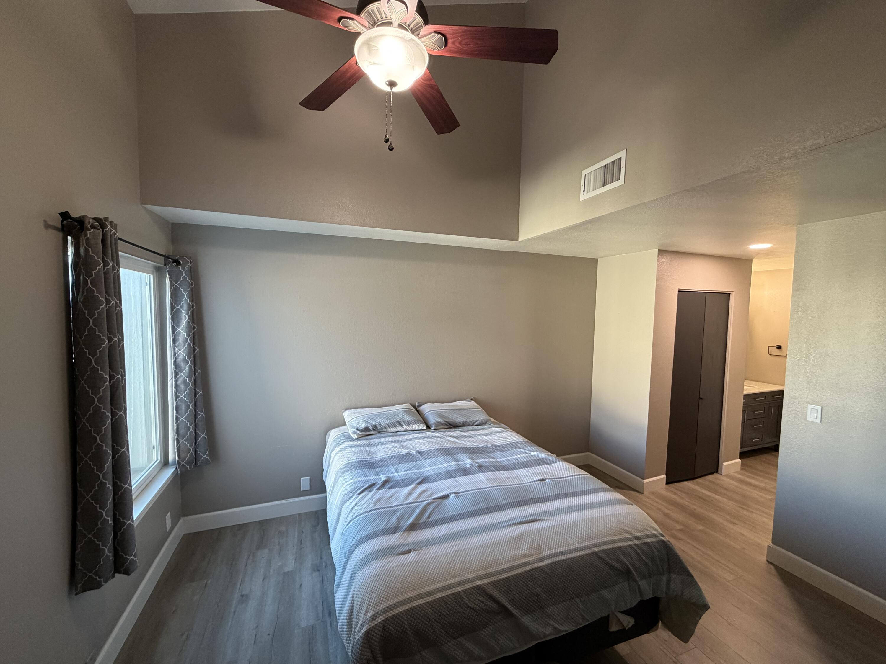 225 Ridgetop Drive, Unit 214 Redding, CA 96003 - Photo 12 of 22 Bedroom 1