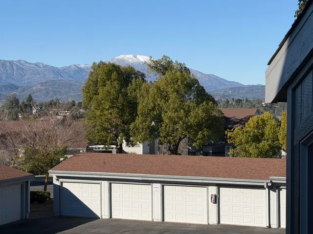 $249,000 | 225 Ridgetop Drive, Unit 214, Redding, CA 96003