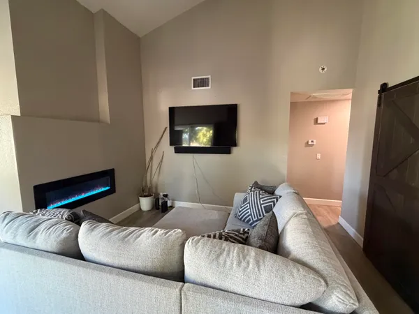 $249,000 | 225 Ridgetop Drive, Unit 214, Redding, CA 96003